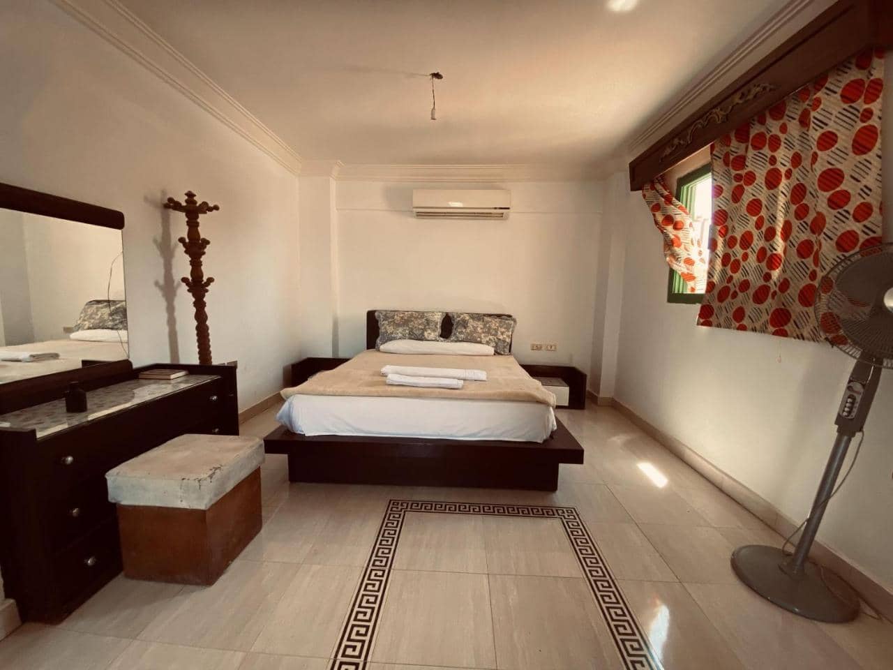 Maldives Holtel