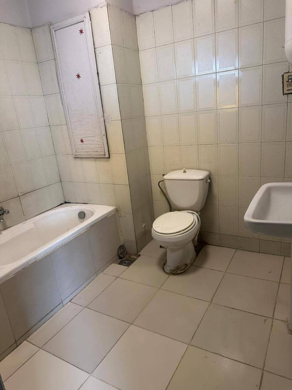 Al Waha Hostel (Adults Only) — 3