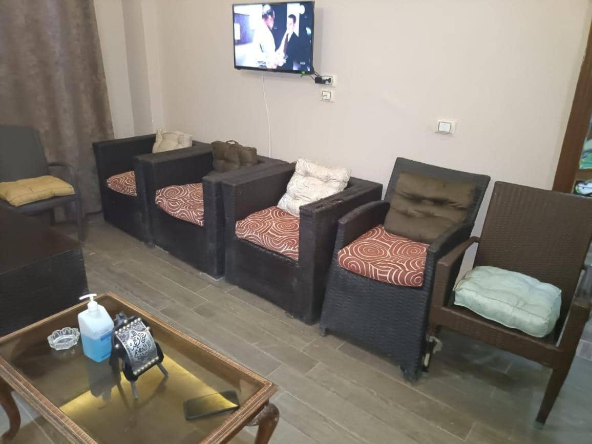 شاليه فيلا فندقي سياحي علي البحر مباشرة بحديقة خاصة (Adults Only) — 4