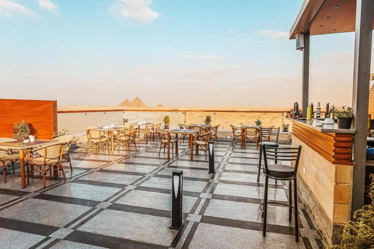 La Veranda Pyramids View Inn — 5