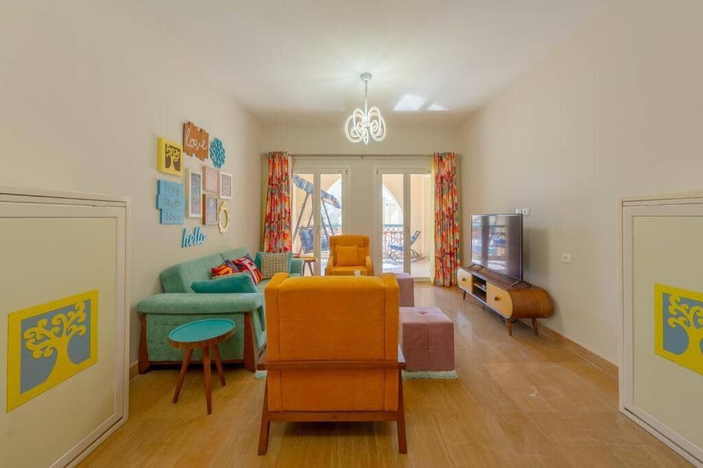 Marina Mosaique 1 Br Apartment with Pool View — 5