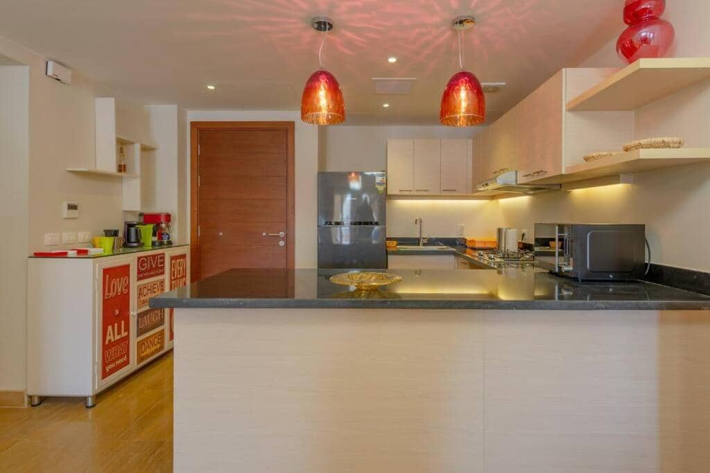Marina Mosaique 1 Br Apartment with Pool View — 4