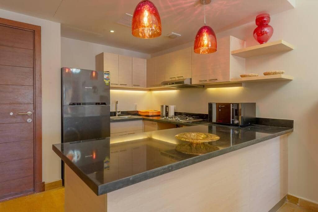 Marina Mosaique 1 Br Apartment with Pool View — 2