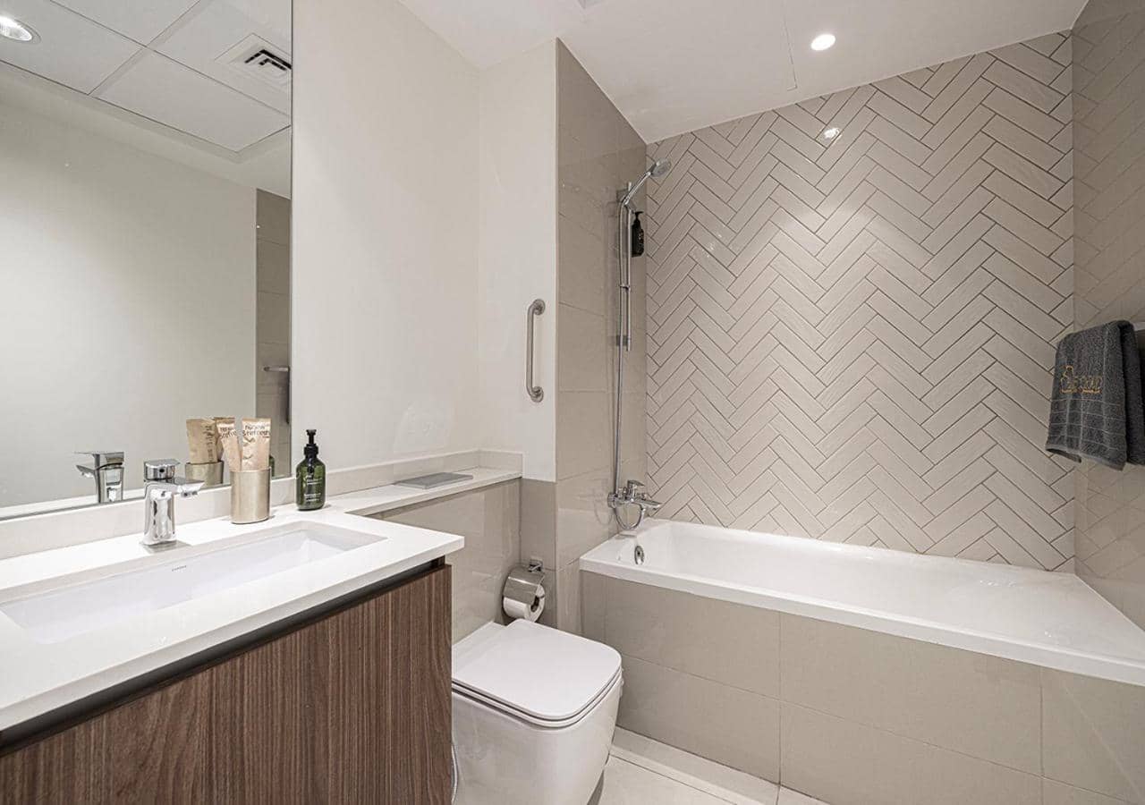 Private Platinum Studio Apartment in Al Zahia, Sharjah — 4