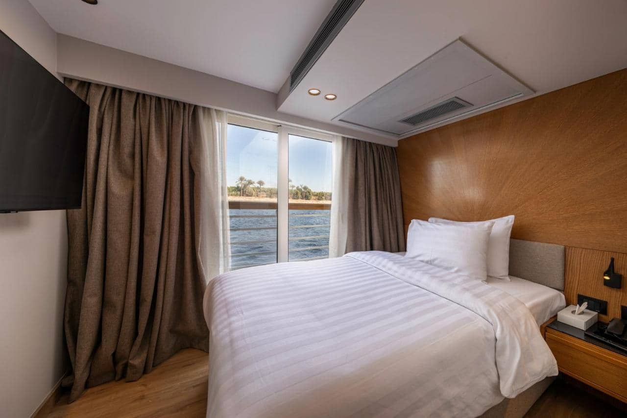 Tia 4 Nights Nile Cruise From Luxor To Aswan Check in Monday — 4