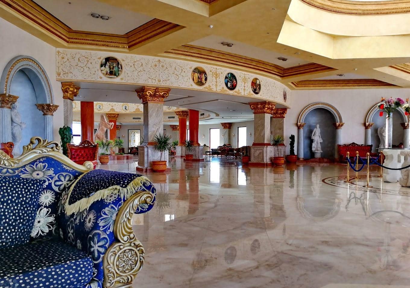 Titanic Palace And Aqua Park — 5