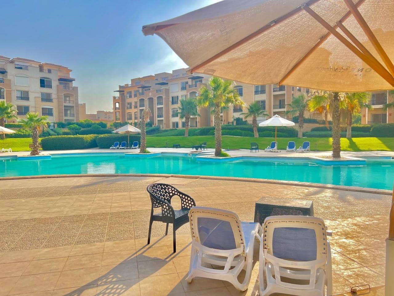 Ultra Luxury 3br with Pools ,Sports ,Dining in Gated Compound, Close To All Sites — 3