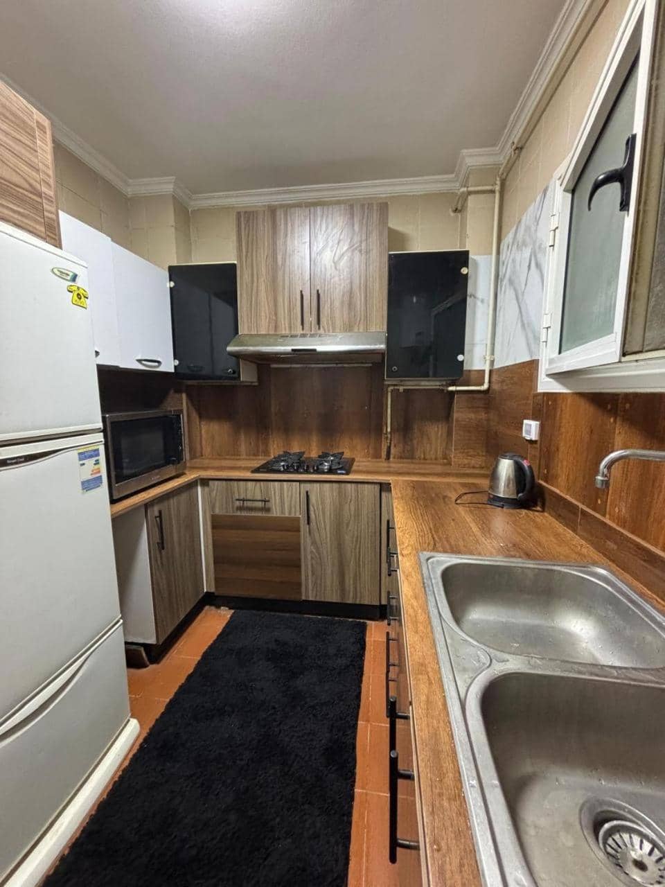 Luxury 3 Bedroom Apartment in Rehab City — 3