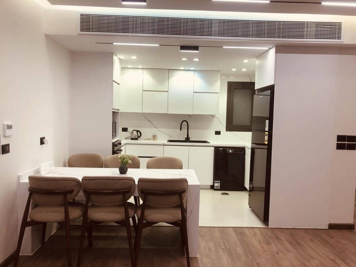 Luxurious Lakeview Flat Gated Compound 95 — 5