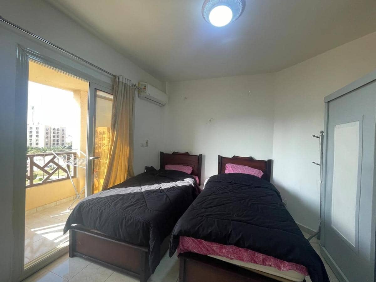 2 Bedrooms Modern Appartment in Rehab — 2