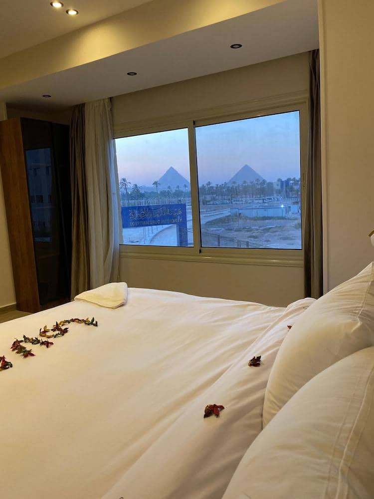 Galleria Pyramids View Hotel — 3