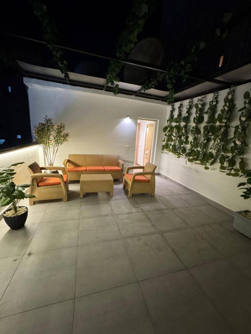 سويت فندقي فاخر 5 نجوم في المهندسين 12b Luxury Suite