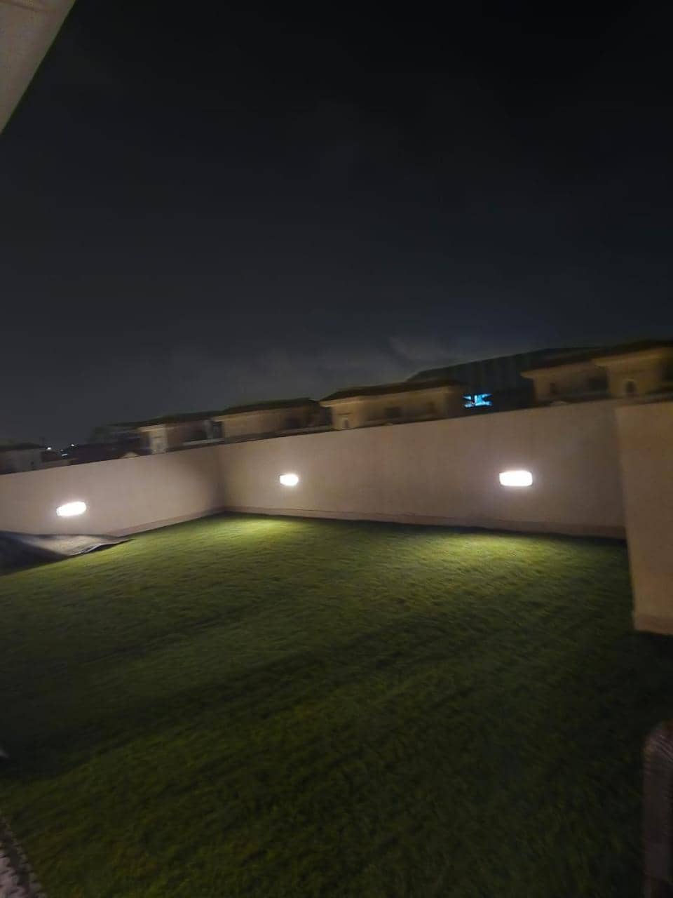 Vill in Elasema Eledaris Maksed Compound