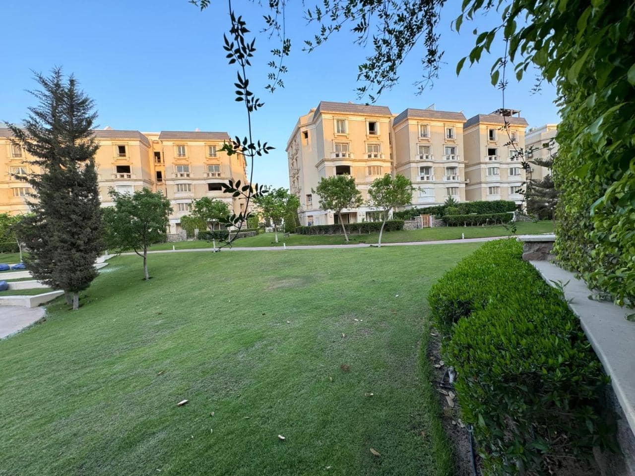 Mountain View Hyde Park Luxury Villa — 5