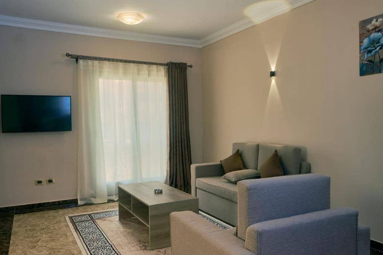 Roadhouse New Cairo Residence — 4