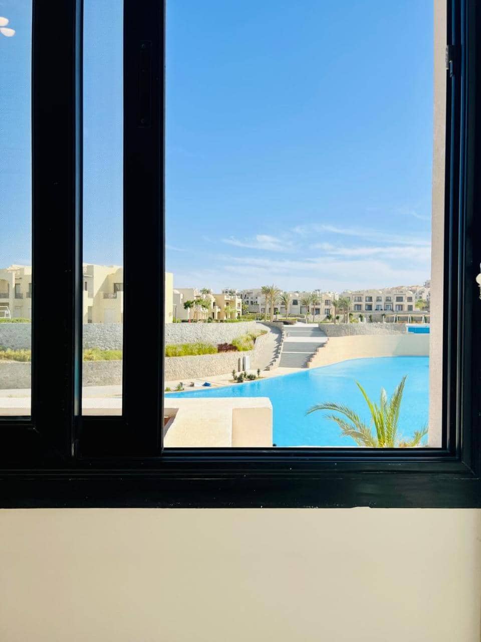 Modern 3br Escape - Panoramic Lagoon & Sea Views — 5