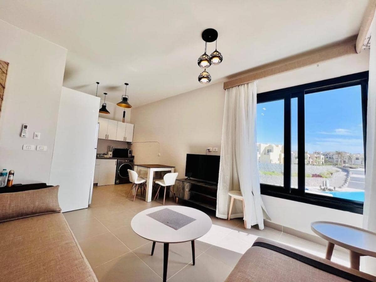 Modern 3br Escape - Panoramic Lagoon & Sea Views — 3