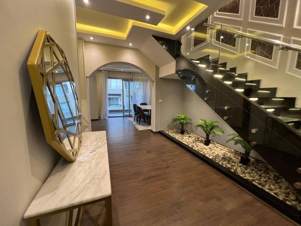Modern 3 Bedroom Penthouse