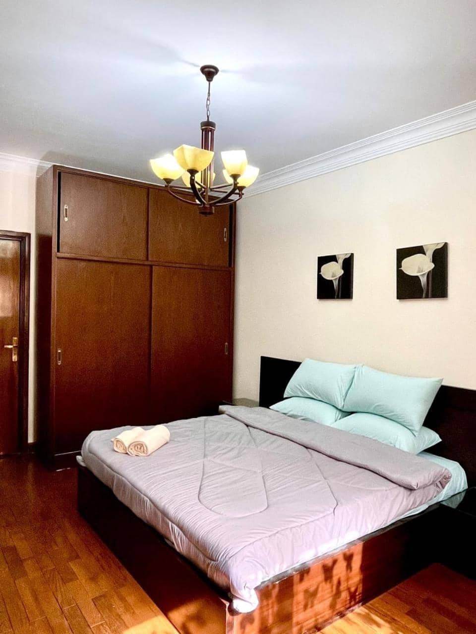 Spacious 3br Apartment with Garden View New Cairo — 4