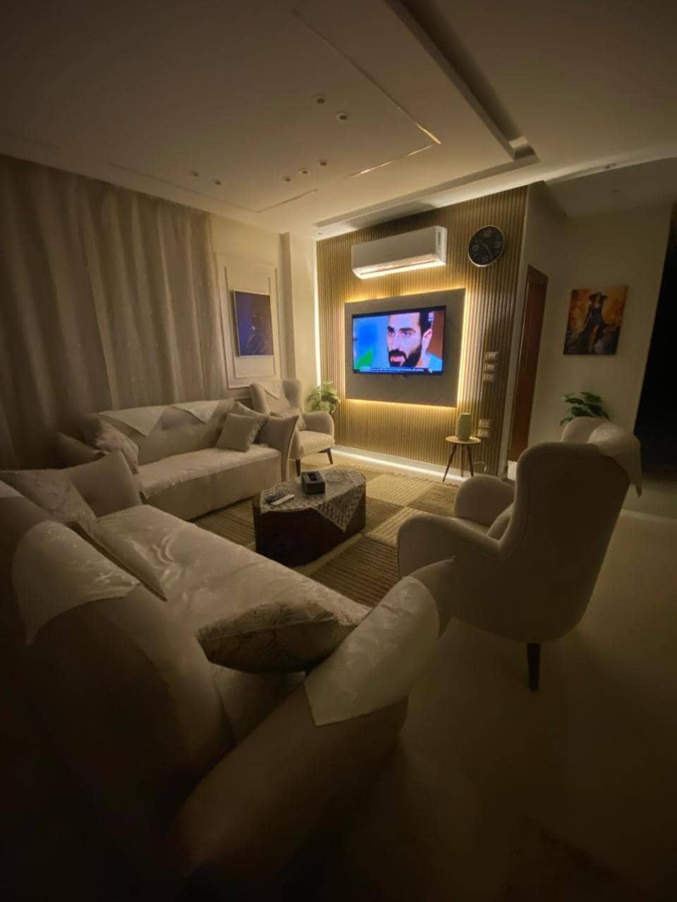 شقه 6 فندقيه التجمع الخامس 0306-888-0106 — 5