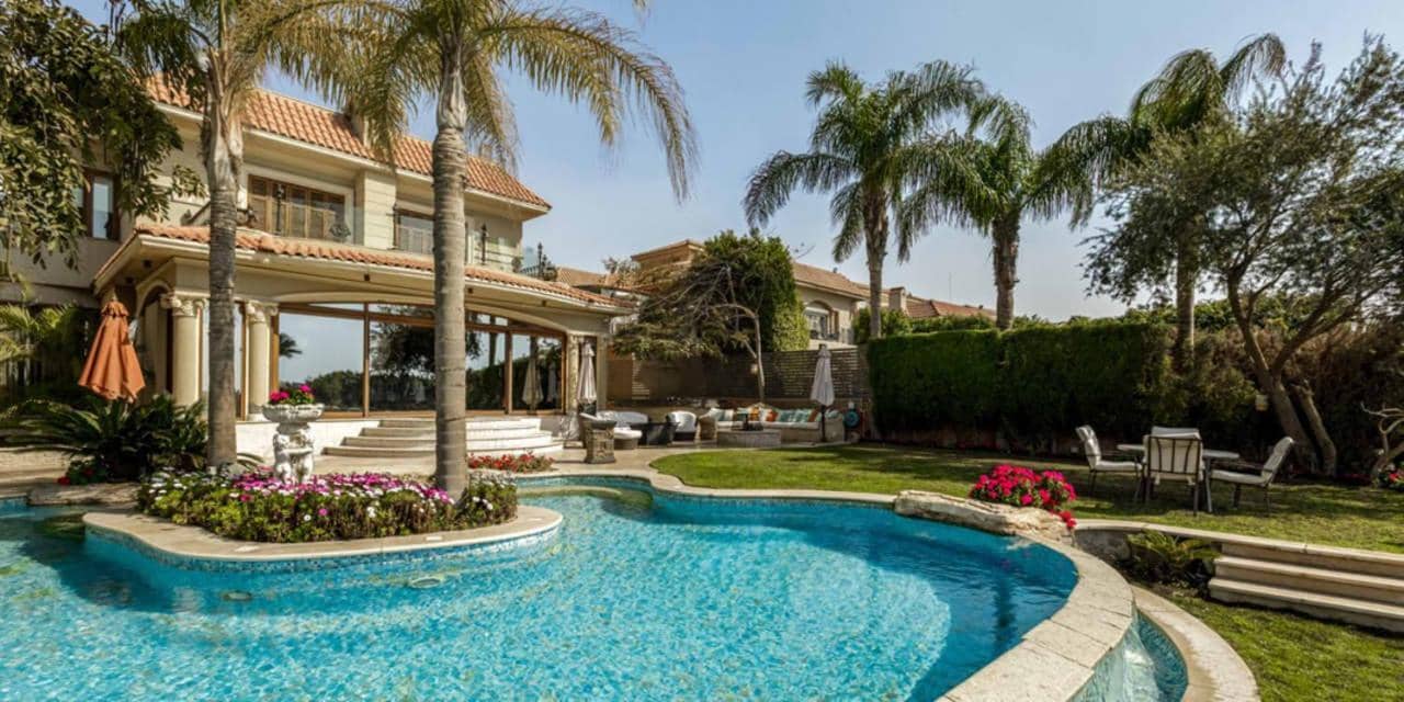 Roche Villa Luxury — 2