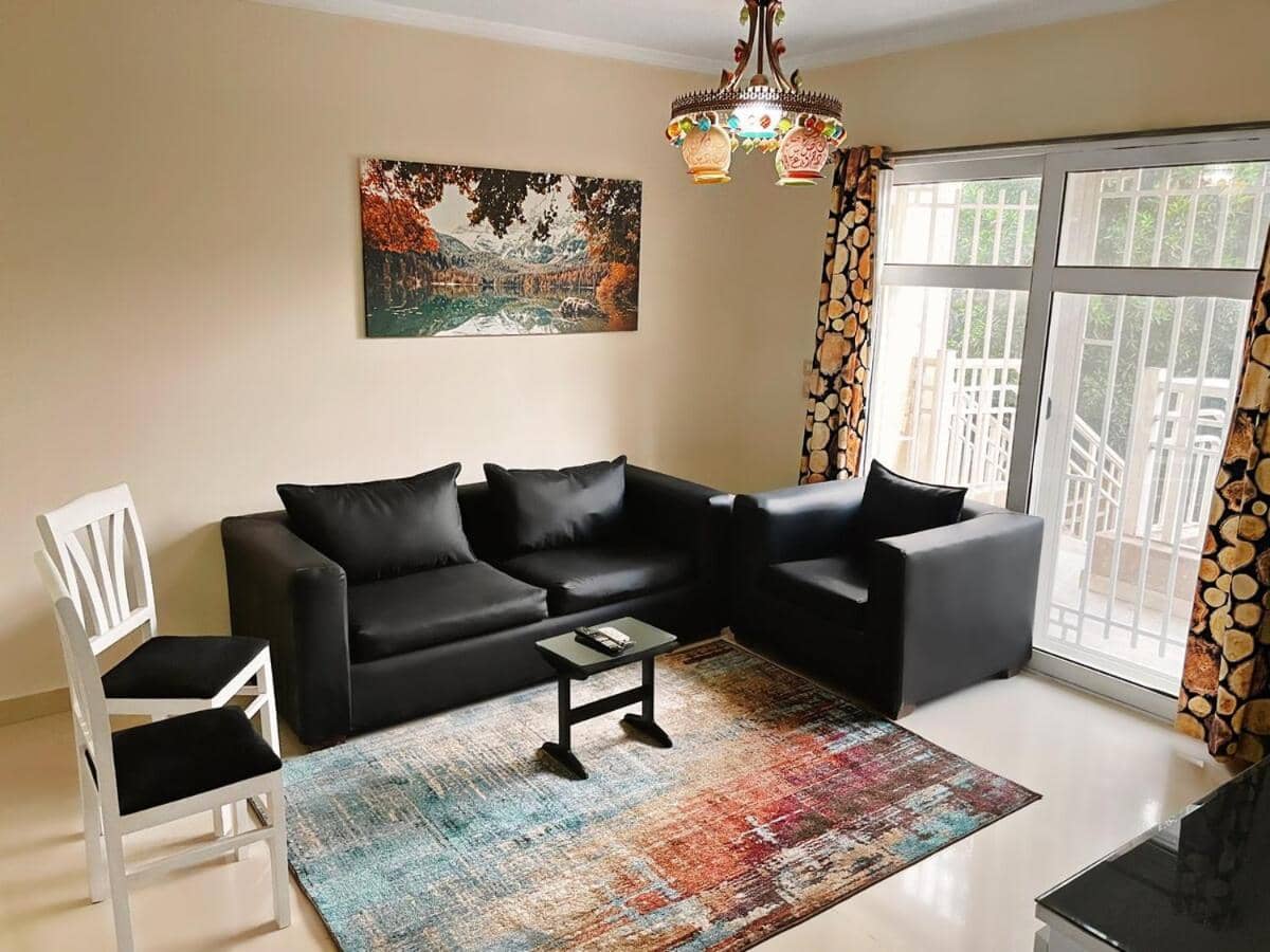Peaceful Garden Stay in Madinaty — 4