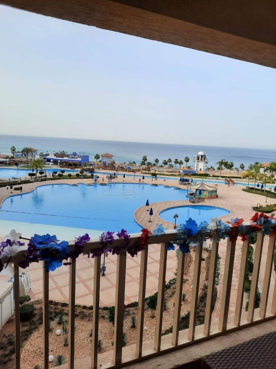الأهرامات العين السخنه