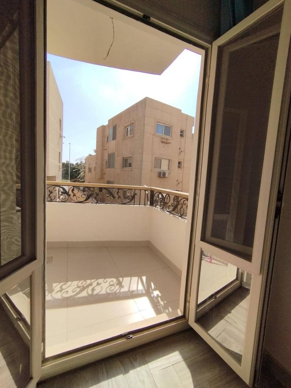 Galaxy 2 Bedrooms Apartment — 5