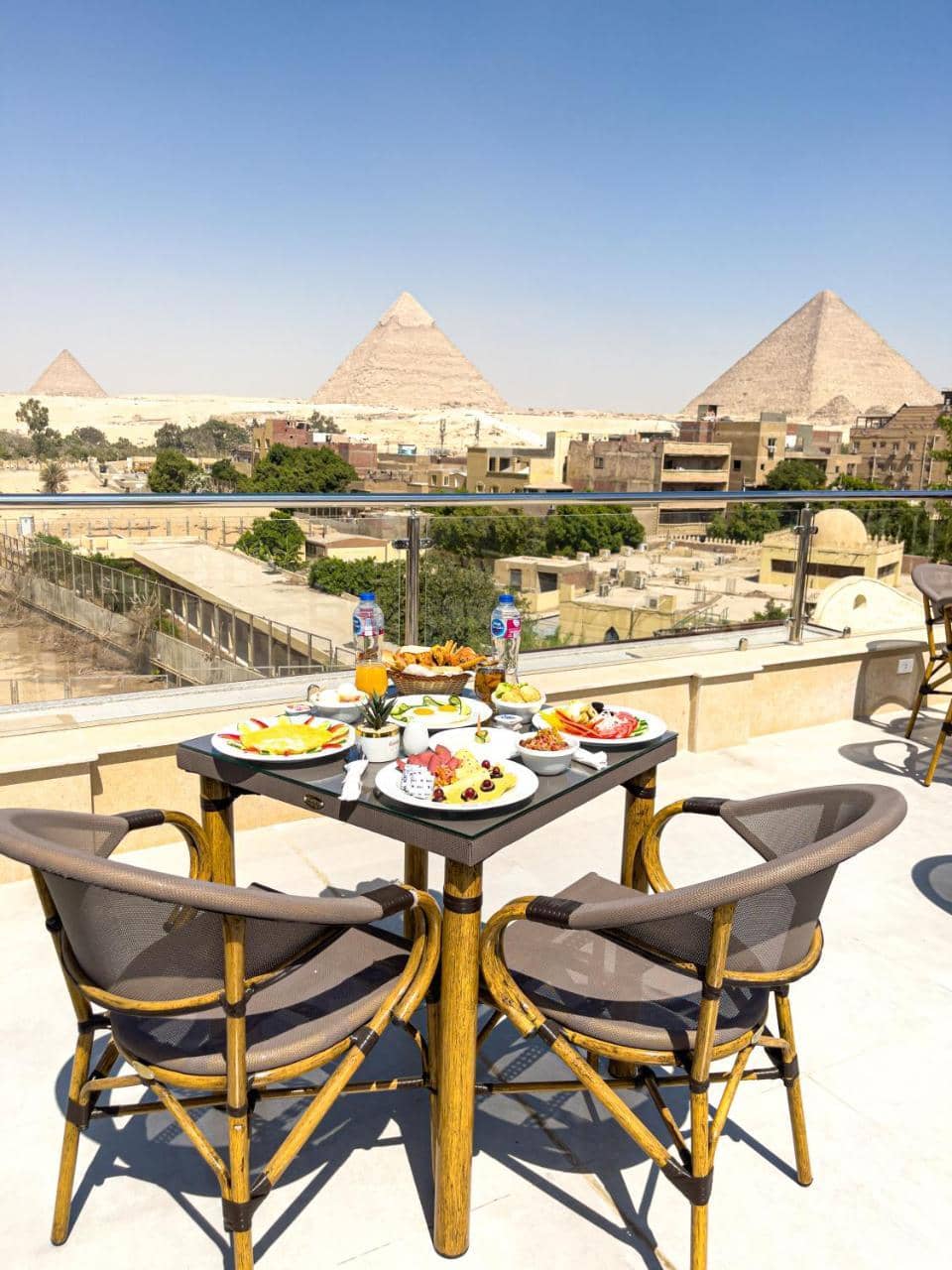 Akhnaton Pyramids View Hotel with Rooftop Access & Free Airport Pickup — 3