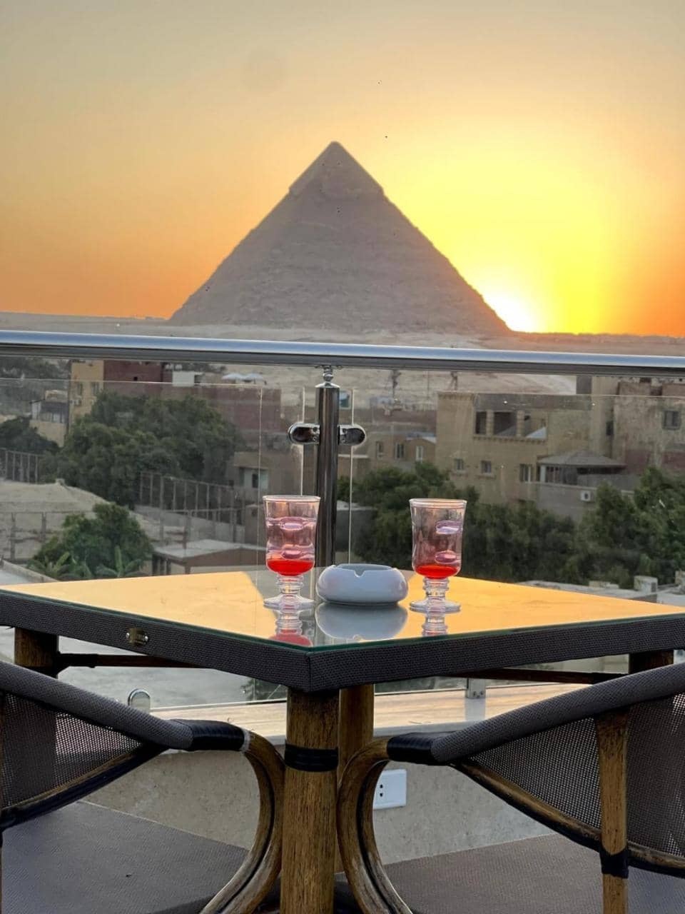 Akhnaton Pyramids View Hotel with Rooftop Access & Free Airport Pickup