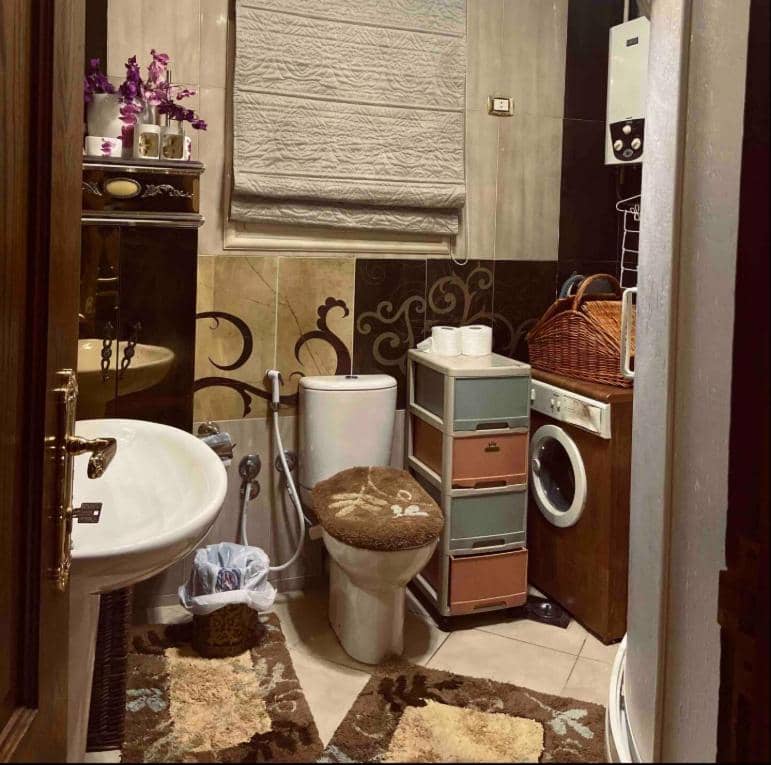 Sunny & Spacious Rooms Close To the Airport! — 3