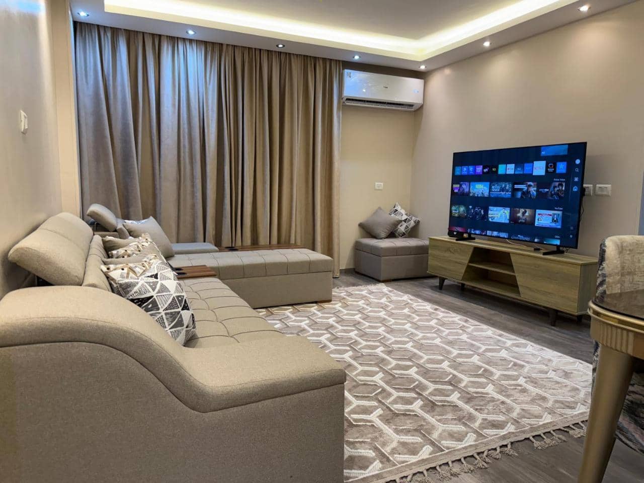 Luxurious 2 Bedrooms Apartment in Madinaty B11