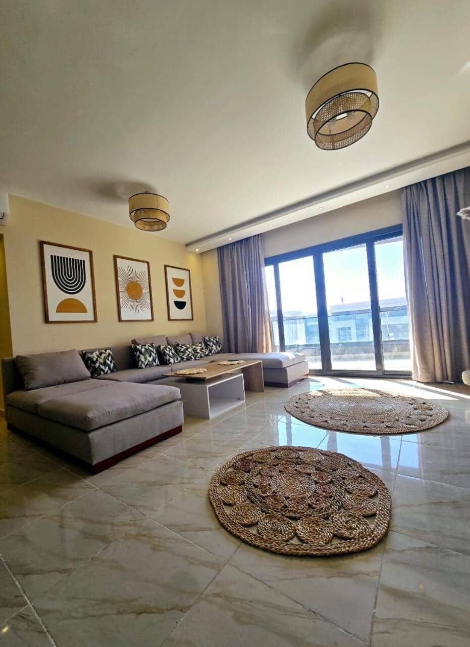 B15/87/51 · Madinaty B15 Brand New 3br Apt — 5