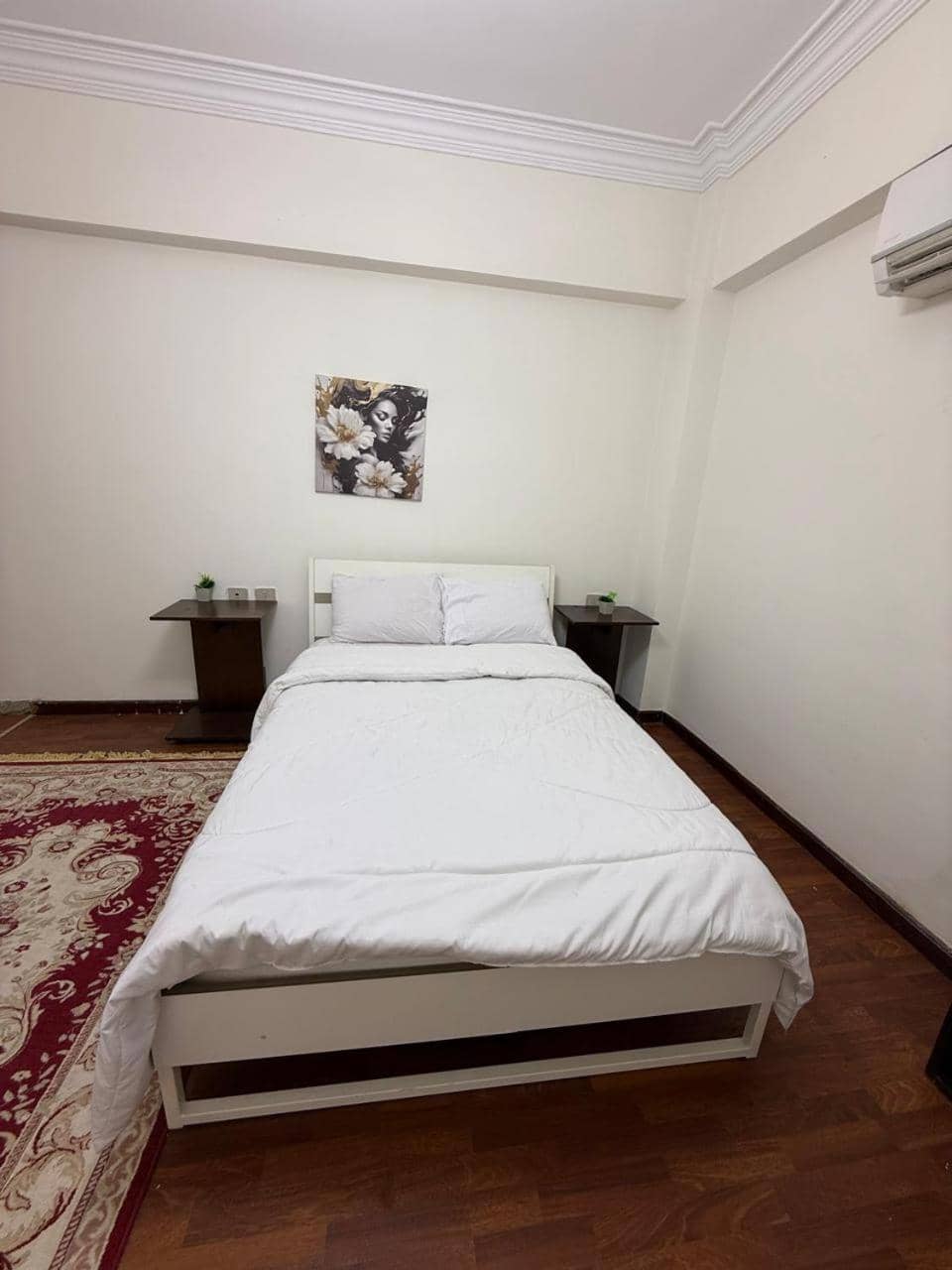 فيلا مع حمام سباحه وحديقه 0306-888-0106 — 3