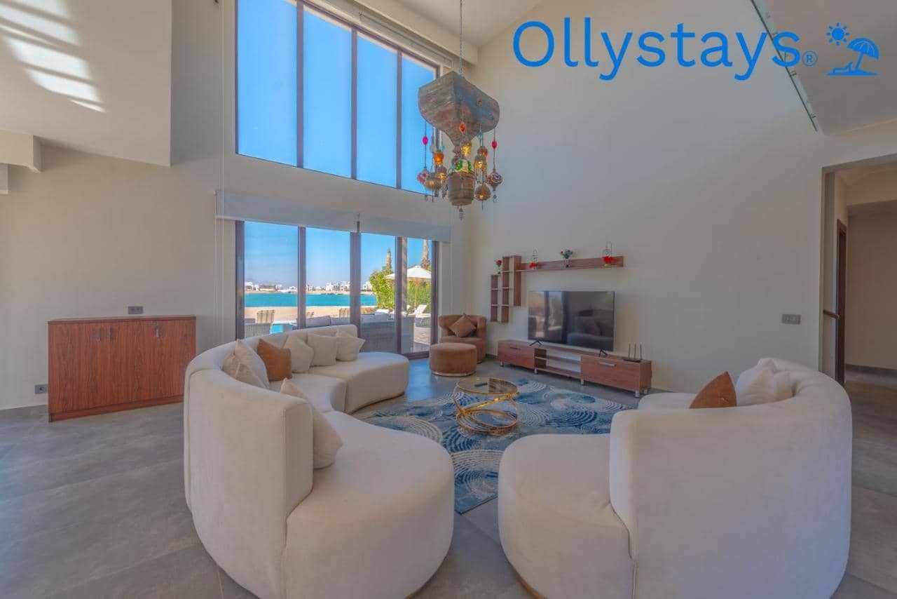Ollystays Luxury 4br, Heated Pool Villa, Ancient Sands! Kite Surfing Haven — 2