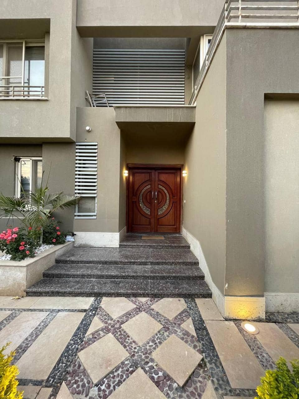 فيلا مع حمام سباحه وجاردن 0306-888-0106 — 3
