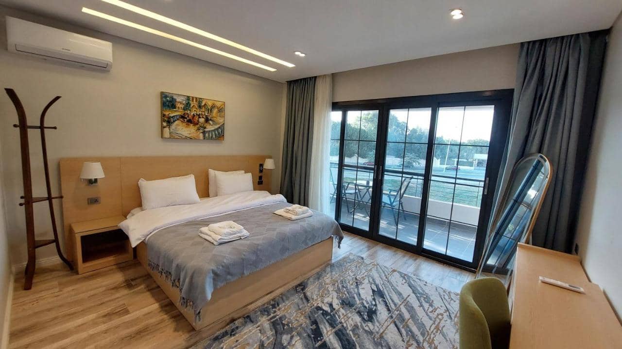 Mirage Taiaa Hotel Apartments — 4