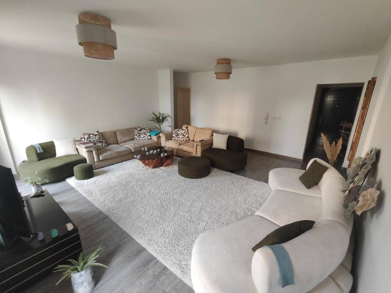 Luxurious 2 Bedroom Modern Garden Apartment Available Ensuite Private Bedroom Or Whole Flat Privately