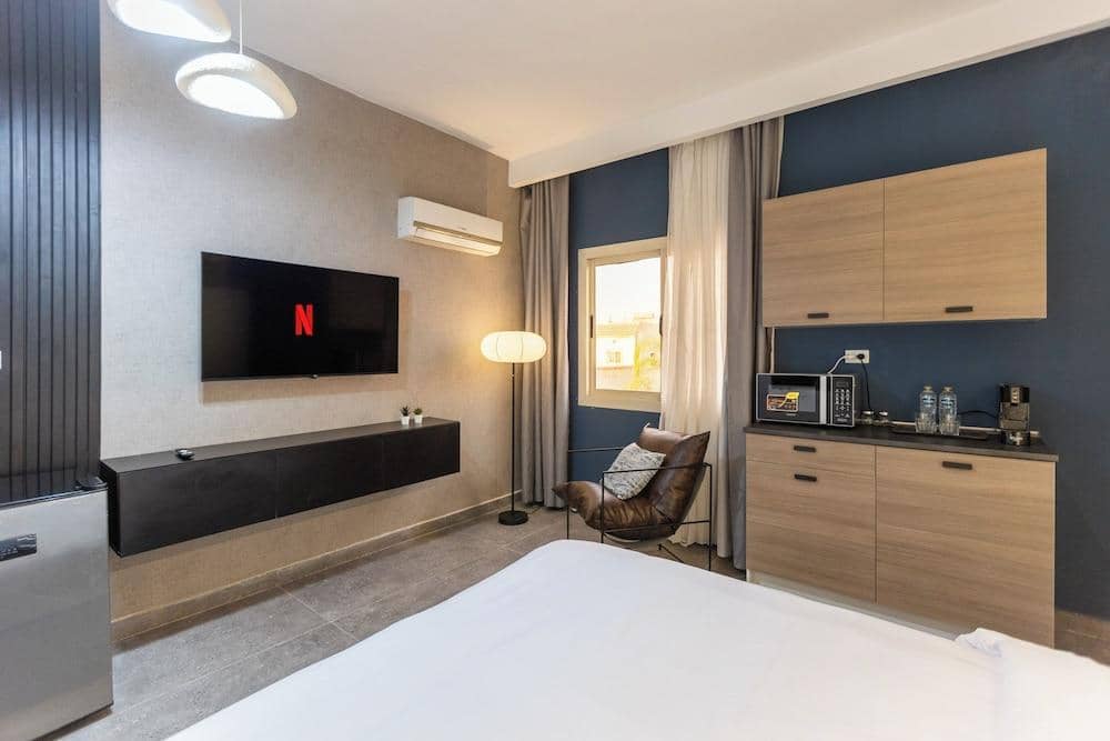 Host Prime Boutique Hotel 21