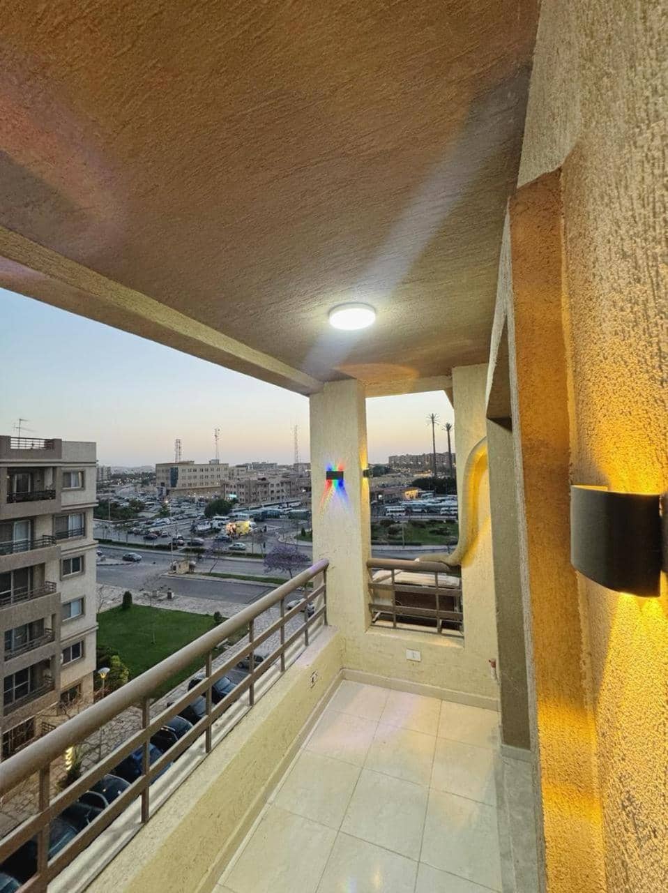 Madinty Stylish Stay in B6 — 5