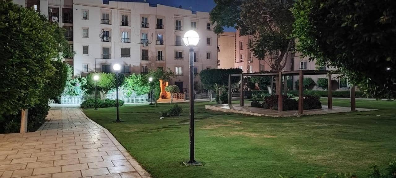 مدينة الرحاب سيتى سكوير . Al Rehab City , City Square, the Yard — 5