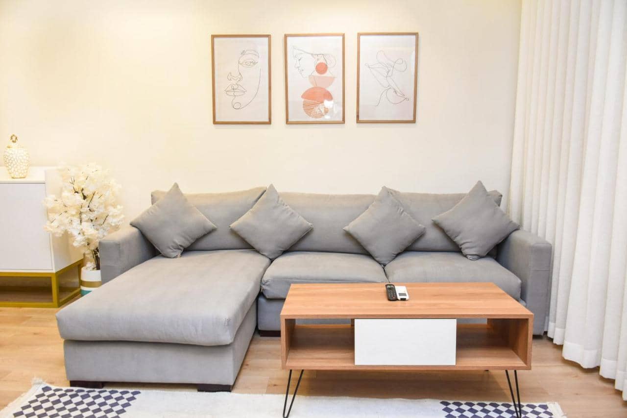 Modern 2br in New Cairo L Great Balcony View L Wifi — 5