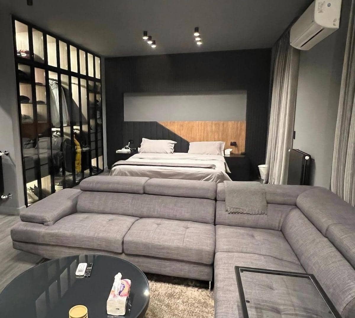 Luxurious Fully Furnished Suit