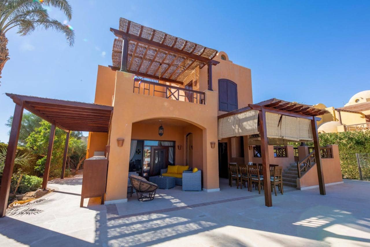 Charming Lagoon Villa with Pool Egyptian Style -Sabina 117 — 3