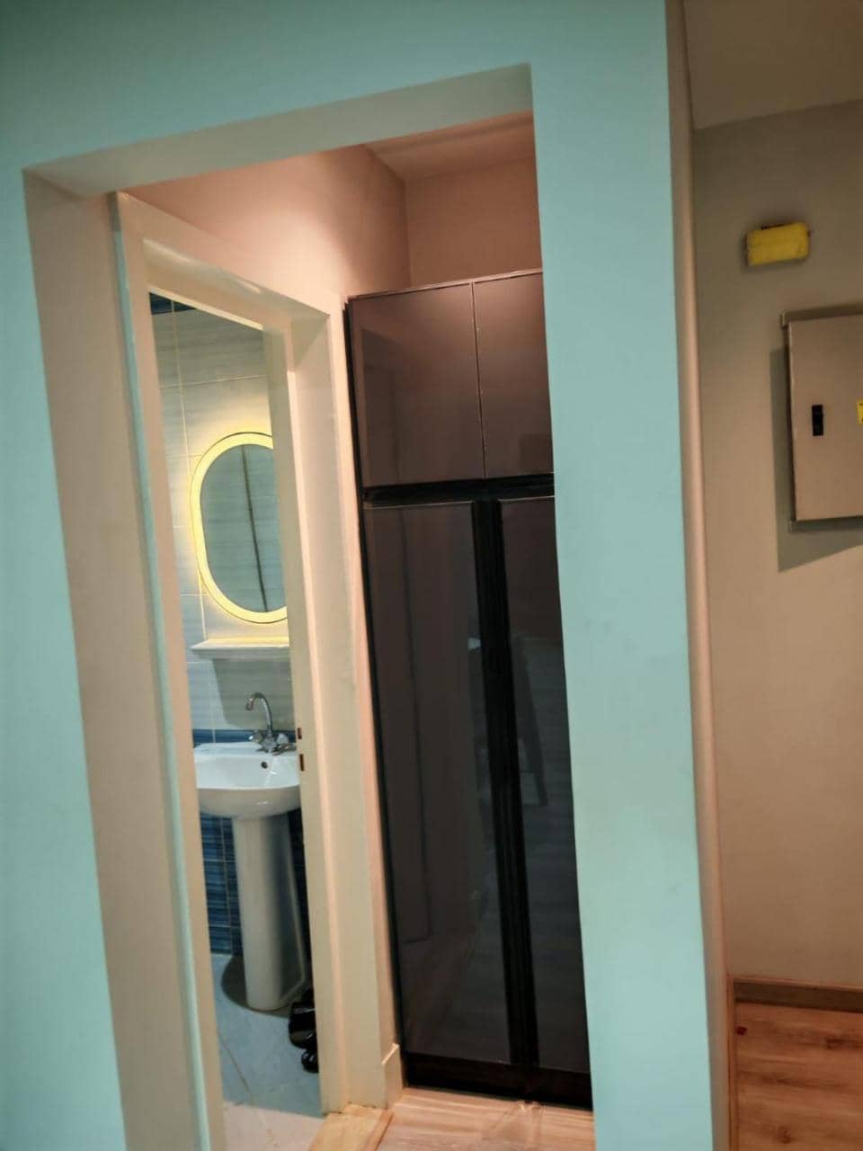 Luxury Apartment with Hotel Style Furnishing — 2