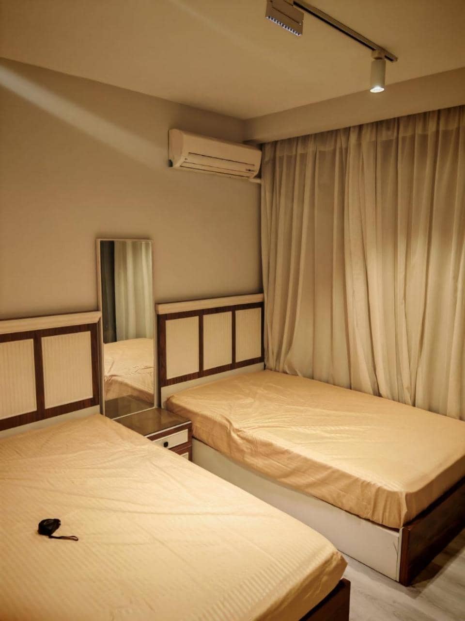 Luxury Apartment with Hotel Style Furnishing — 4