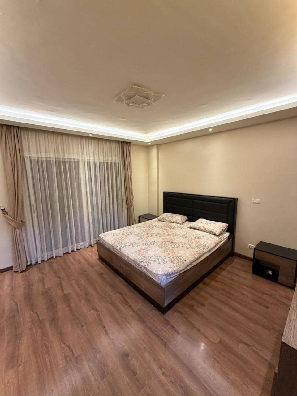 Modern 4br 3bath Stylish Spacious — 4