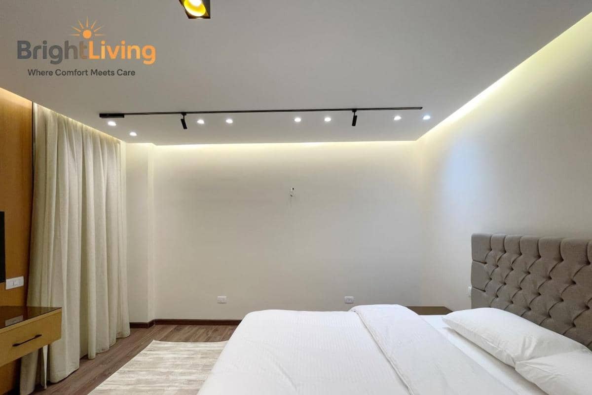 Super Luxury 3br 2king Size Bed Hotel Furnishing — 3