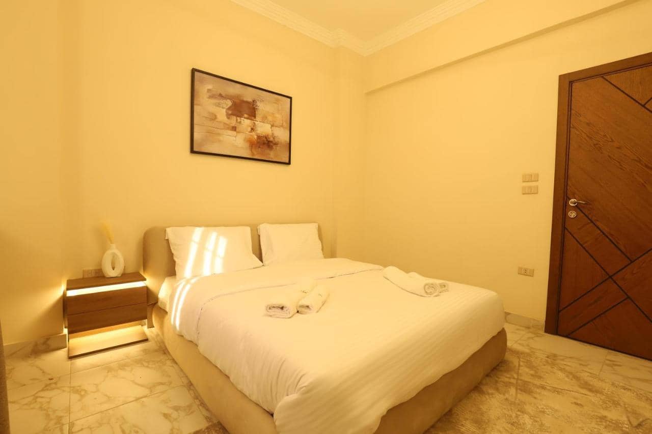 Signature Villa Luxury Apartments — 3