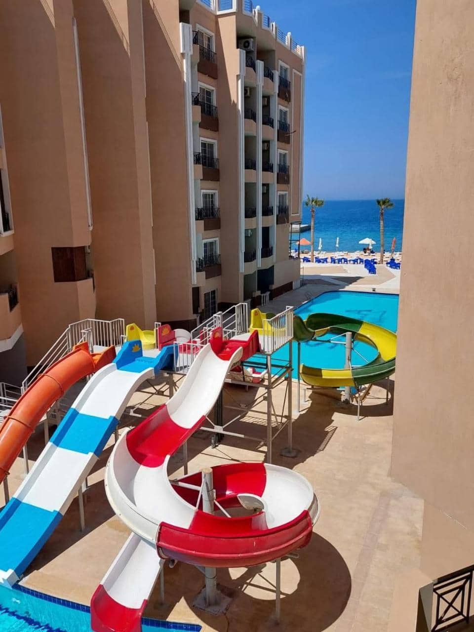 Juliana Beach Resort — 3